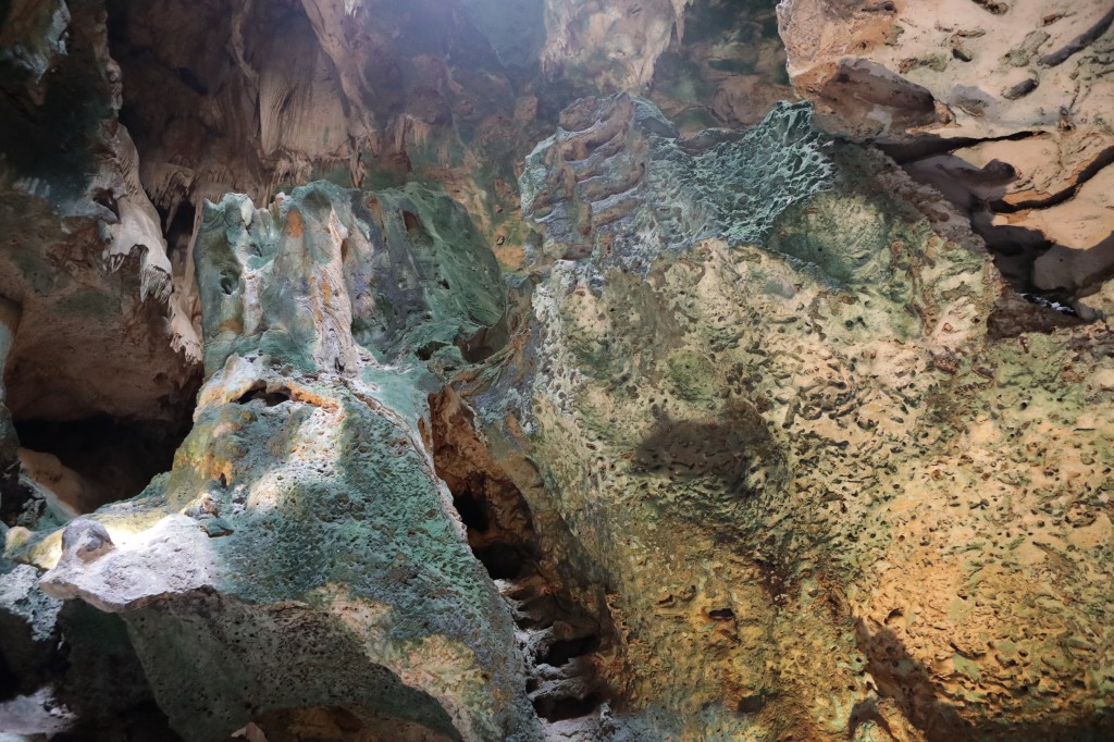 005 122 Hato Caves_resize
